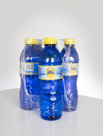 Leche Granja Flor Desnatada.  Paquete de 6 botes de 1Litro